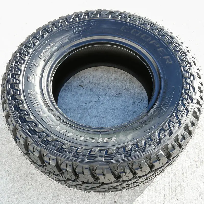 Cooper Discoverer S/T Maxx LT 275/70R18 All-Terrain Mud-Terrain Tire Set – 4-Pack