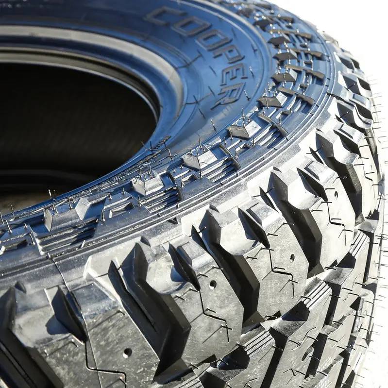 Cooper S/T Maxx LT 275/70R18 Tire Set (4) – Optimized for 2022–2023 Chevy Silverado 1500 ZR2